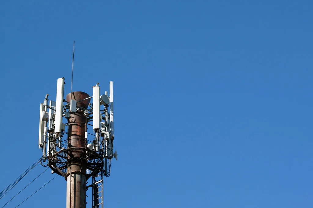 Three Network Issues: How to Check if 3 Is Down and Fix It